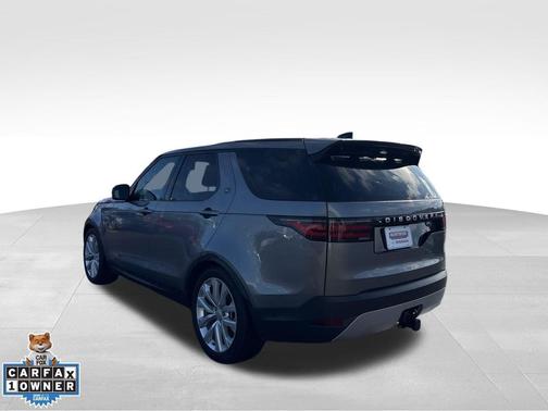 2023 Land Rover Discovery P300 S