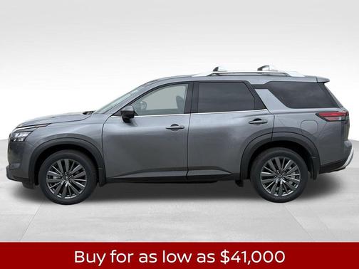 2025 Nissan Pathfinder SL 4WD