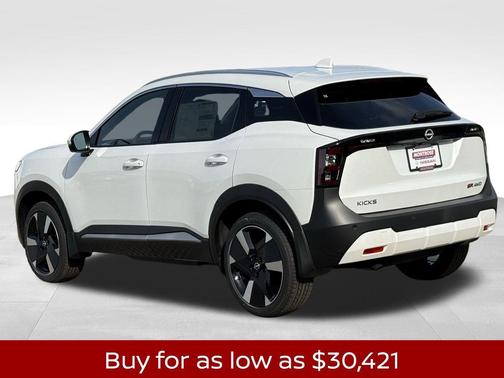 Aspen White 2026 Nissan Kicks SR