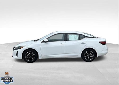 Aspen White 2025 Nissan Sentra SV