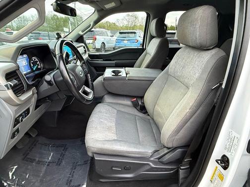 OXFORD WHITE 2021 Ford F-150 XLT