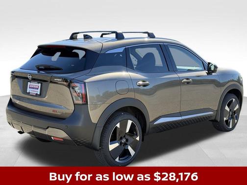 Bronze 2026 Nissan Kicks SR