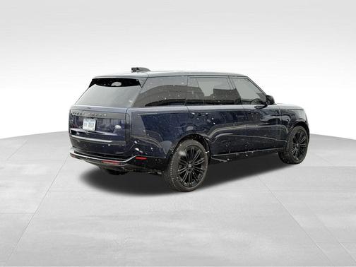 2023 Land Rover Range Rover P400 SE