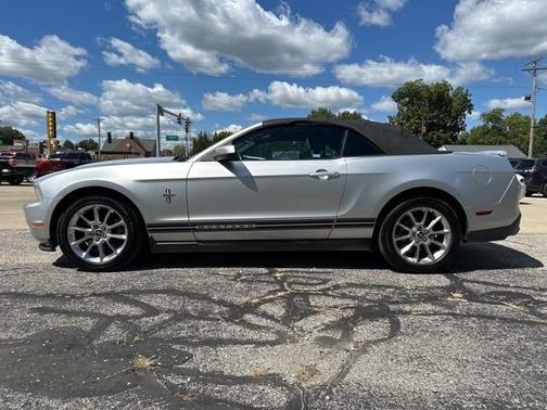 2011 Ford Mustang V6 Premium