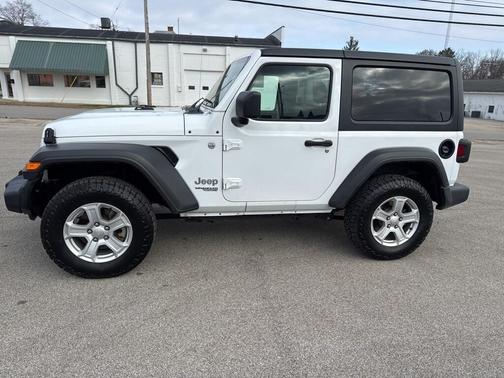 2021 Jeep Wrangler Sport