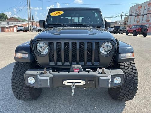 2020 Jeep Gladiator Sport