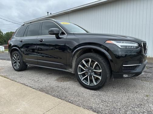 2018 Volvo XC90 T6 Momentum