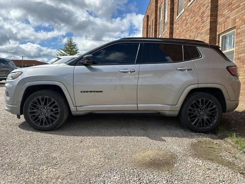 2022 Jeep Compass Altitude