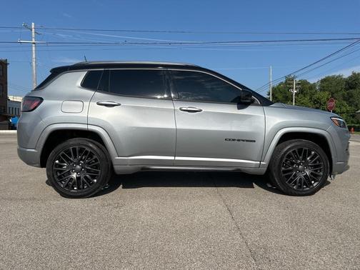 2022 Jeep Compass Altitude