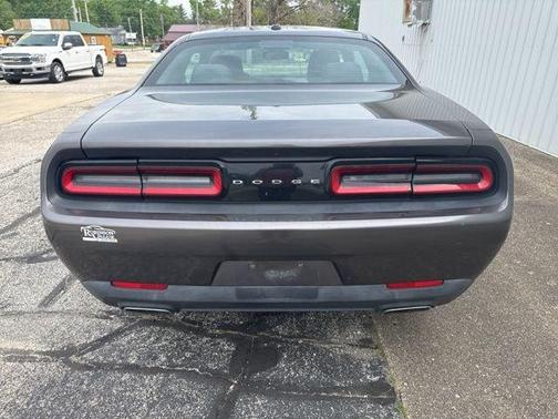 Granite Crystal Clearcoat Metallic 2015 Dodge Challenger SXT