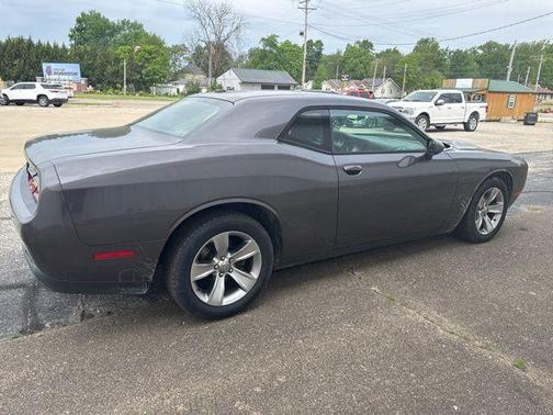 Granite Crystal Clearcoat Metallic 2015 Dodge Challenger SXT