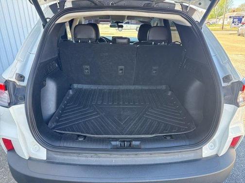 Star White 2022 Ford Escape SEL