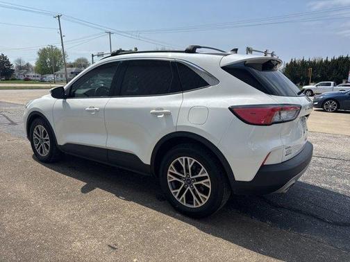 Star White 2022 Ford Escape SEL