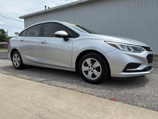 2018 Chevrolet Cruze LS