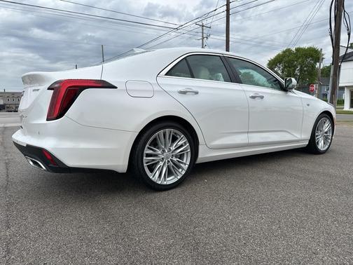 2021 Cadillac CT4 Premium Luxury