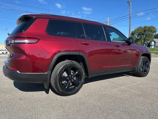 2025 Jeep Grand Cherokee L Laredo