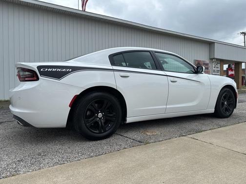 2019 Dodge Charger SXT