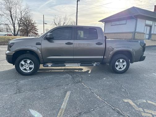 2012 Toyota Tundra Grade