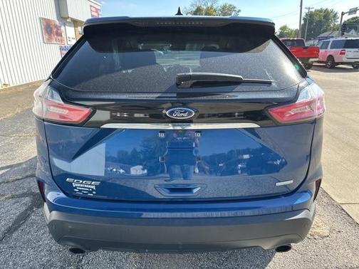 2020 Ford Edge SE