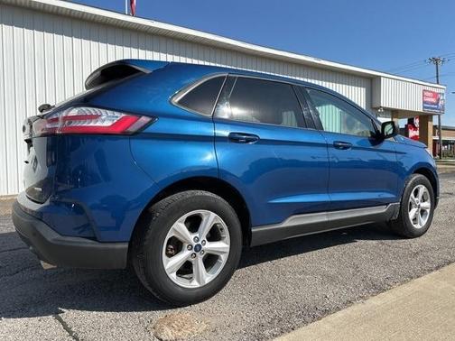 2020 Ford Edge SE