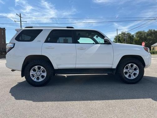 2022 Toyota 4Runner SR5 Premium