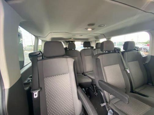 2022 Ford Transit-350 XLT