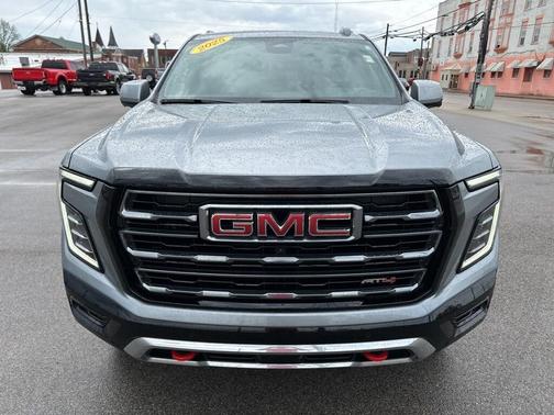 2025 GMC Yukon XL AT4