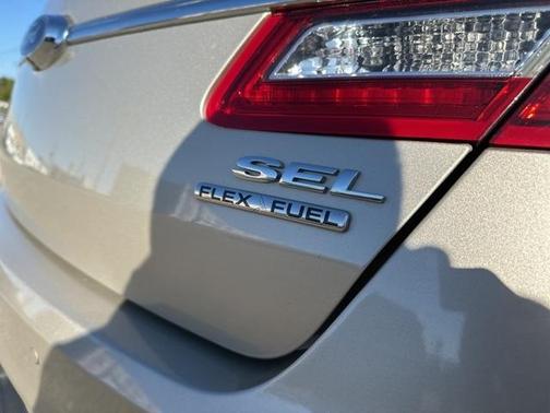 2018 Ford Taurus SEL