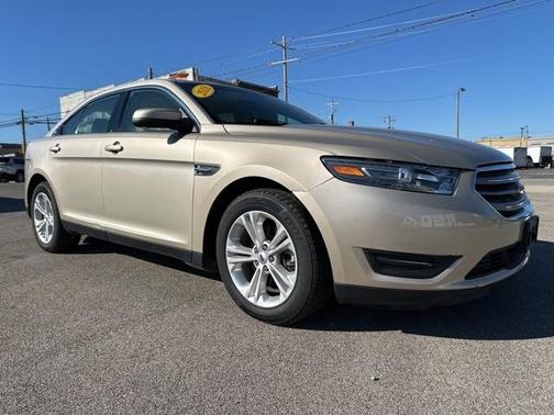 2018 Ford Taurus SEL