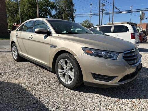 2018 Ford Taurus SEL
