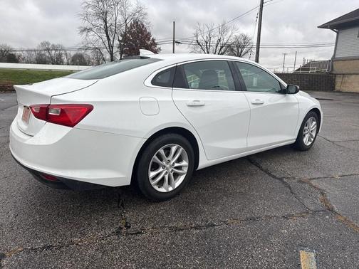 2017 Chevrolet Malibu 1LT