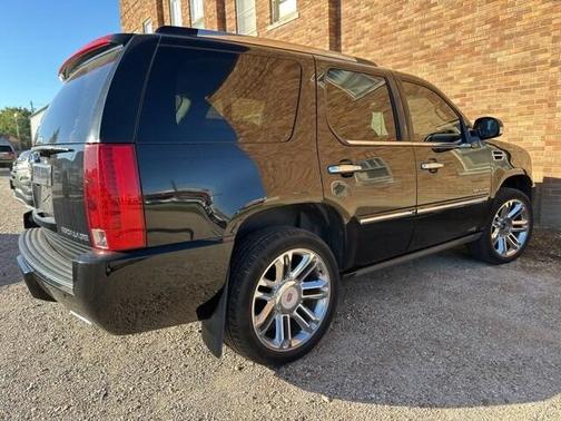 2012 Cadillac Escalade Platinum Edition