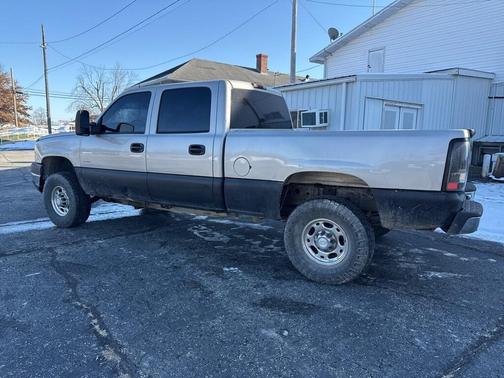 2004 Chevrolet Silverado 2500 LT H/D Crew Cab
