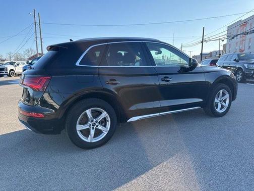 2024 Audi Q5 40 Premium