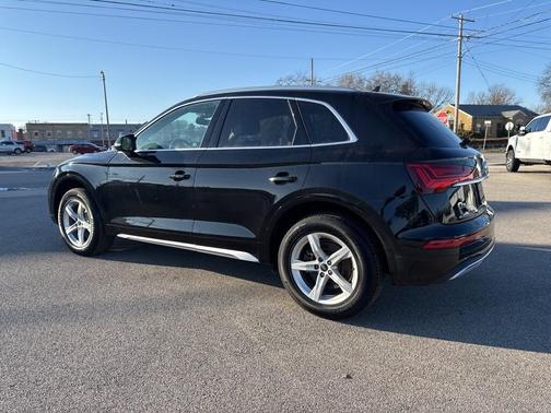 2024 Audi Q5 40 Premium