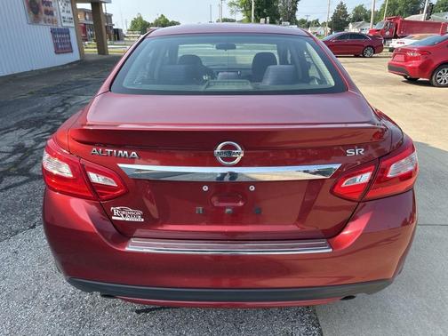 2016 Nissan Altima 2.5 SR