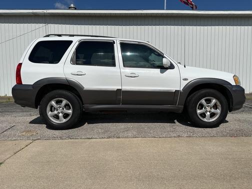 2005 Mazda Tribute i