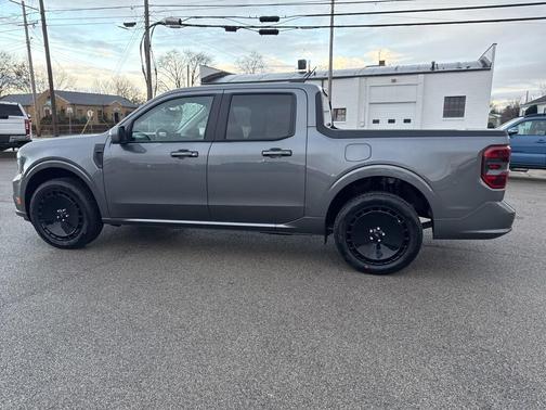 2026 Ford Maverick Lobo Standard