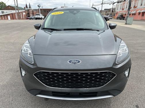 2020 Ford Escape Titanium Hybrid