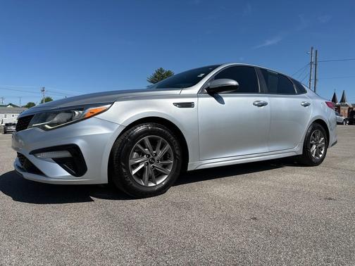 2020 Kia Optima LX