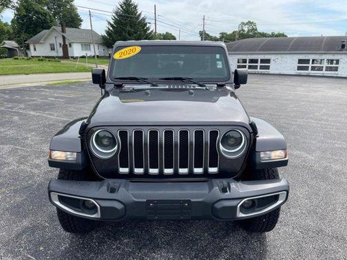 Granite Crystal Clearcoat Metallic 2020 Jeep Wrangler Unlimited Sahara