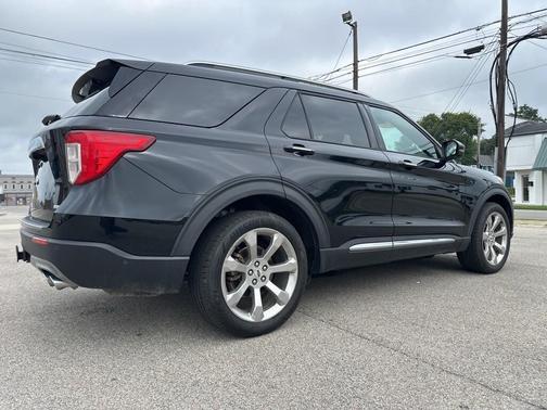 2020 Ford Explorer Platinum