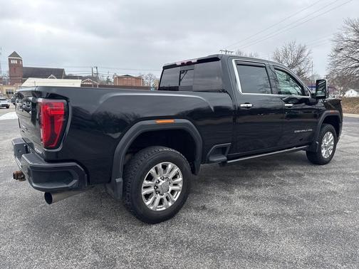 2022 GMC Sierra 2500 Denali