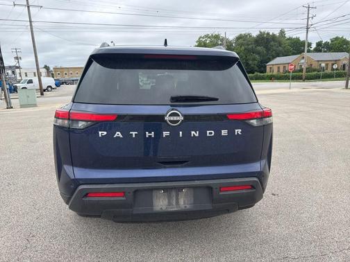 Deep Ocean Blue 2025 Nissan Pathfinder SV