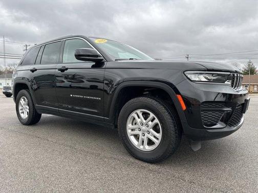 2022 Jeep Grand Cherokee Laredo
