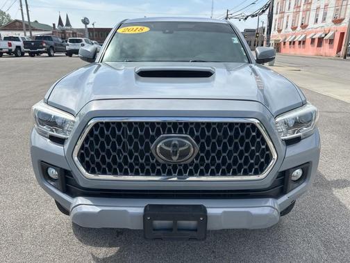 2018 Toyota Tacoma TRD Sport