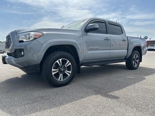 2018 Toyota Tacoma TRD Sport