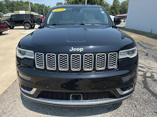 2019 Jeep Grand Cherokee Summit