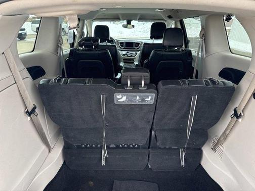 2020 Chrysler Voyager LXI