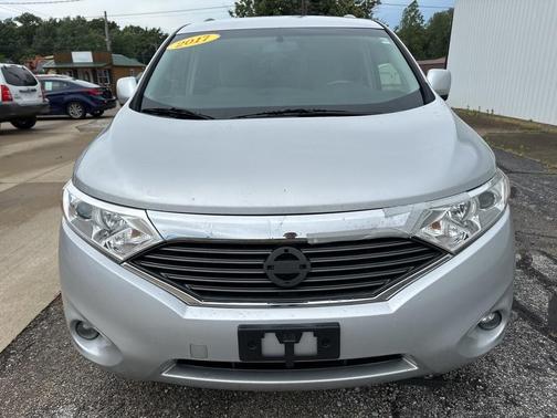 2017 Nissan Quest SV